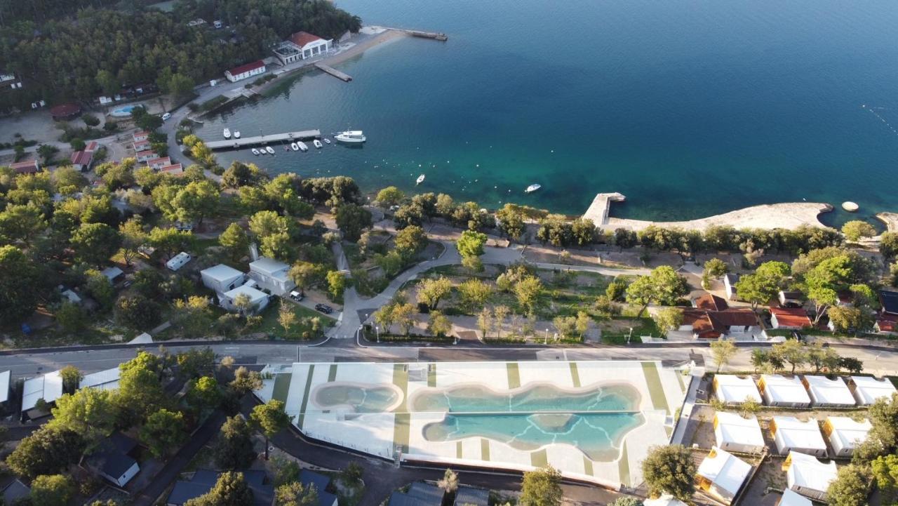 Sea House Shade, Pool & Jacuzzi - Privilege Point Camping & Villas Selce Buitenkant foto