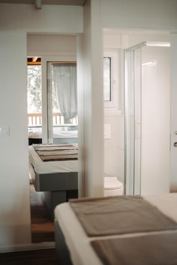 Sea House Shade, Pool & Jacuzzi - Privilege Point Camping & Villas Selce Buitenkant foto
