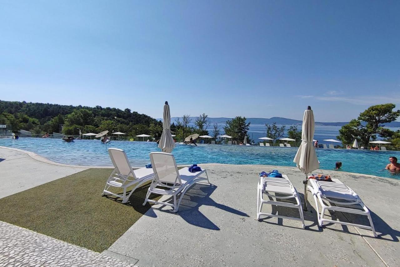 Sea House Shade, Pool & Jacuzzi - Privilege Point Camping & Villas Selce Buitenkant foto
